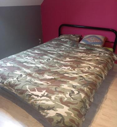 Heuze - Saint-Georges House | Loue une chambre pour les 24 heures voiture