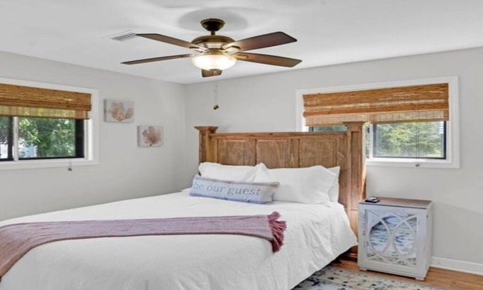 Bossier City House | Lounge on Logan | Sleeps 6 | Pet Friendly
