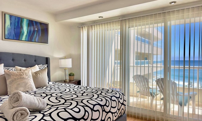 Playa Encantada Condo | Love "La Jolla" Hot Tub and Pools