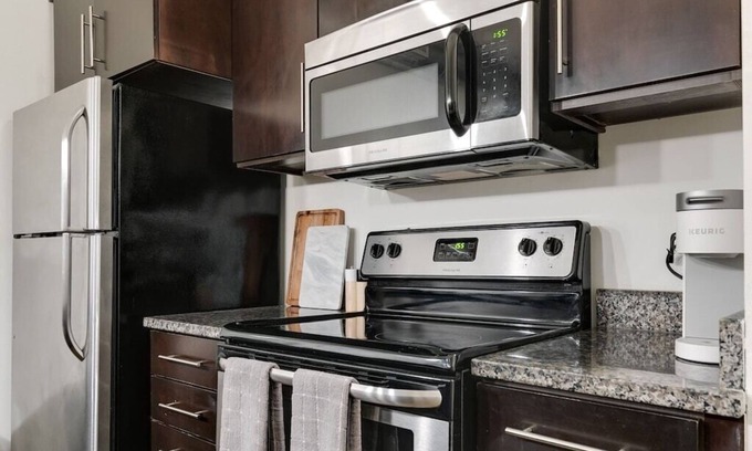 Monroe Ward Apartment | Lovely 1-Bedroom Loft with Free Parking and Wifi