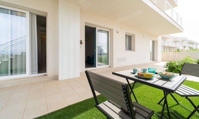 Pachino Apartment | Lovely 40 sqm seaview apartment, able to accommodate up to 4 people, located inside the renowned Borgo 84 residence, equipped with swimming pool and cycle path. The property is located just 3 km from the center of Marzamemi, one of the most fascinating s