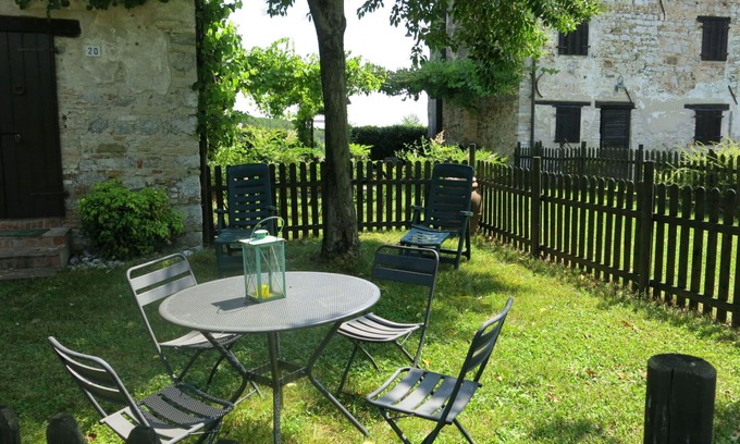 Strassoldo Apartment | Lovely apartment for 2 guests with patio, pets allowed and parking