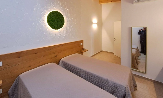 Cologna Spiaggia Villa | Lovely apartment in villa for 4 guests with A/C, WIFI and TV