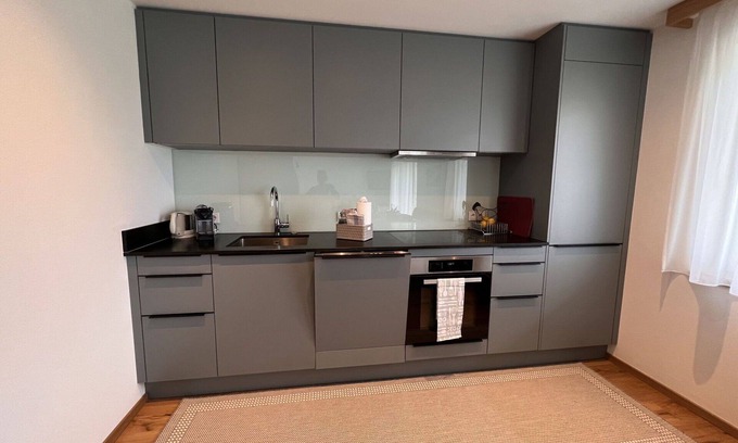 Schonbach Apartment | Lovely apartment for 4 guests with WIFI, TV, terrace and panoramic view