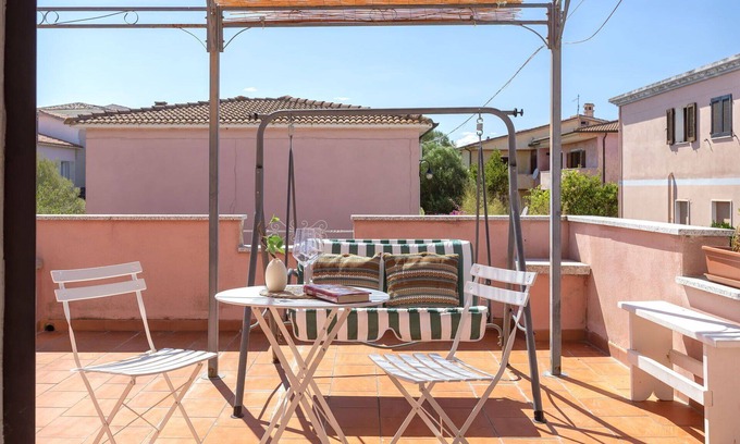 Olbia Apartment | Lovely apartment for 2 people with A/C, WIFI, TV, terrace and pets allowed