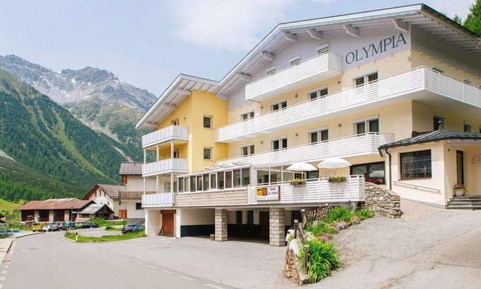 Solda Apartment | Lovely apartment for 3 people with WIFI, terrace, pets allowed and panoramic view
