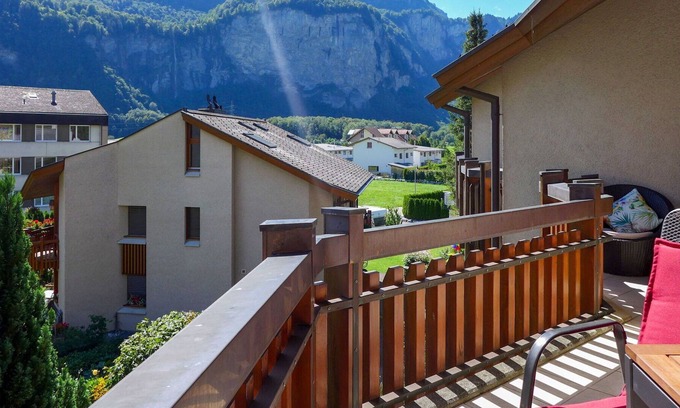 Martisberg Apartment | Lovely apartment for 4 people with WIFI, TV, balcony, pets allowed, panoramic view and parking