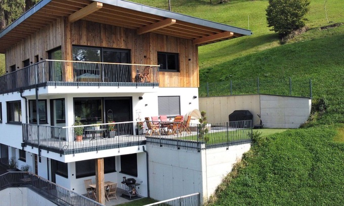 Gattererberg Apartment | Lovely apartment for 4 guests with WIFI, TV and panoramic view