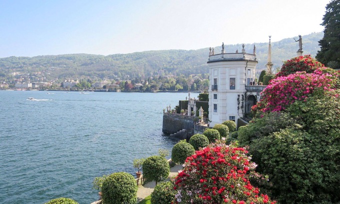 Stresa Apartment | Lovely apartment for 4 guests with pool, WIFI, TV and terrace