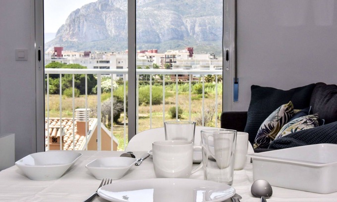 Les Deveses Apartment | Lovely apartment for 4 people with A/C, WIFI and TV