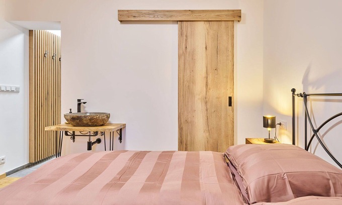 Pec pod Snezkou Apartment | Lovely apartment for 4 people with WIFI, TV, terrace, panoramic view and parking