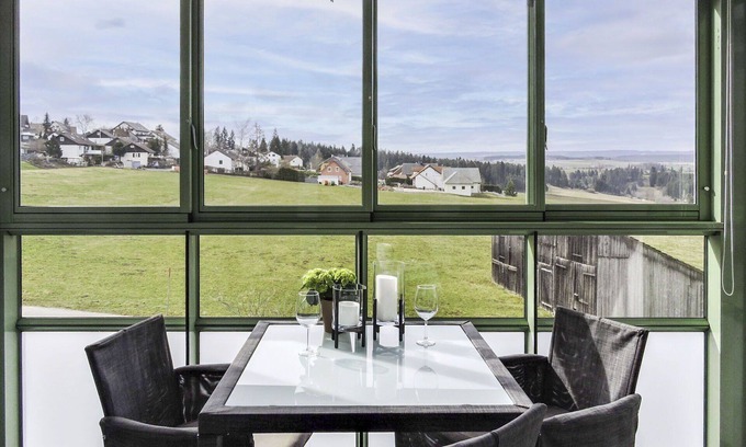 Loffingen Apartment | Lovely apartment for 4 people with pool, WIFI, TV and balcony