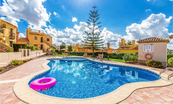 Algorfa Apartment | Lovely Apartment In Algorfa With Wifi