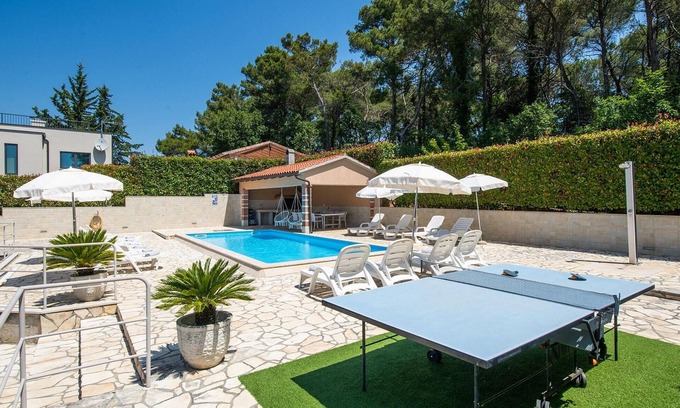 Porec Apartment | Lovely apartment in Porec with WiFi