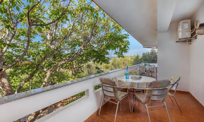 Punat Apartment | Lovely apartment in Punat with WiFi