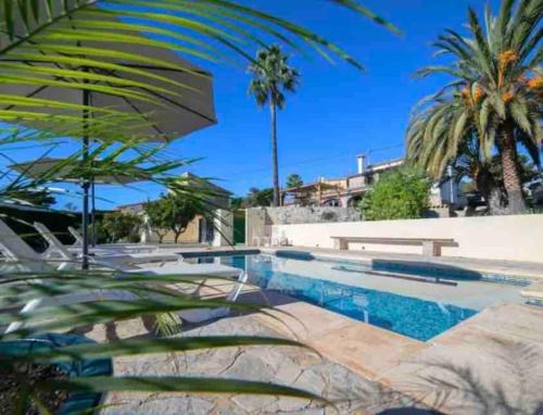 Fustera Apartment | Lovely Appartment 'Solana' with big garden, nice pool