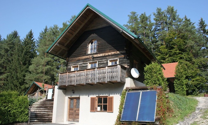 Feistritz ob Bleiburg Villa | Lovely Chalet in Sankt Michael Ob Bleiburg with Sauna