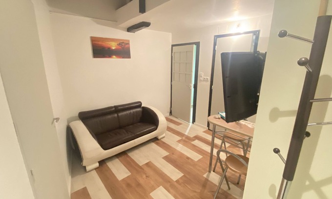 Angerville Apartment | Lovely furnished Studio 15 minutes from Etampes and close to all amenities!