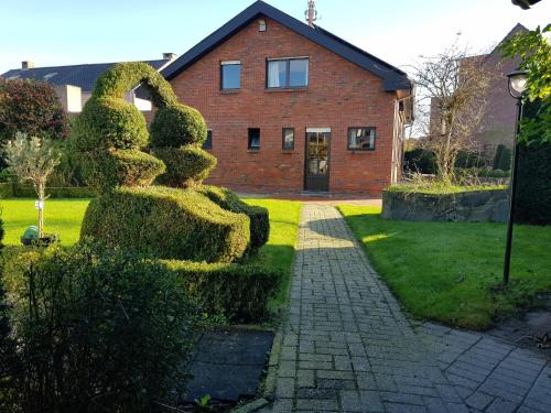 Merksplas House | Lovely Holiday Home in Merksplas with Fenced Garden