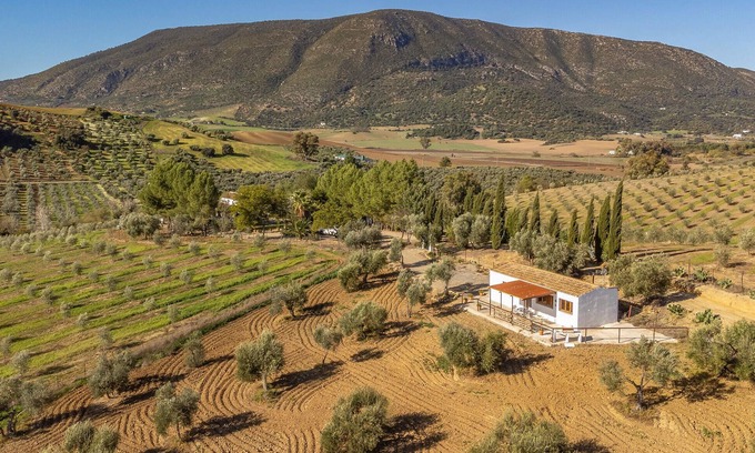 Algodonales House | Lovely home in Algodonales with WiFi