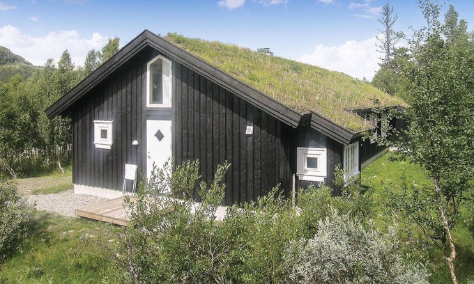 Sor-Fron House | Lovely home in Gålå with sauna