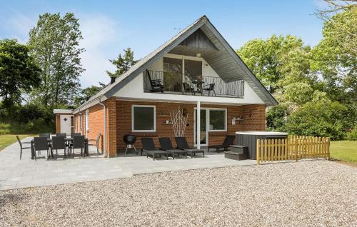 Hojslev House | Lovely Home In Højslev With Wifi