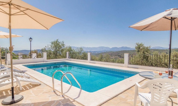 Iznajar House | Lovely home in Iznájar