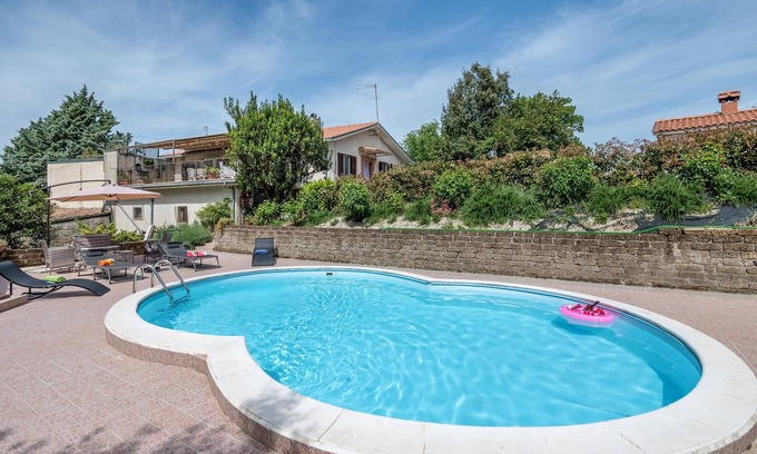 Montasola House | Lovely home in Montasola with Wi-Fi