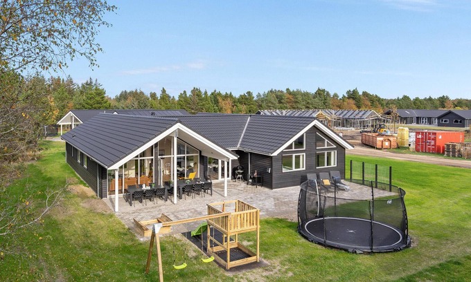 Houstrup House | Lovely home in Nørre Nebel with sauna