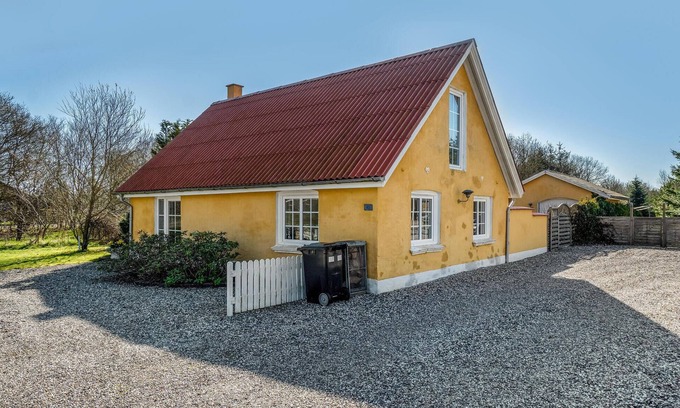 Pandrup House | Lovely home in Pandrup with WiFi