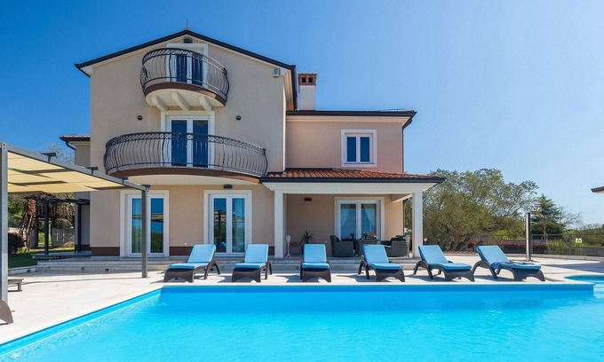Rovinjsko Selo House | Lovely home in Rovinj with sauna
