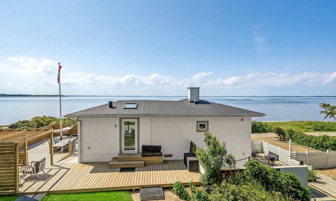 Spøttrup House | Lovely home in Spøttrup with WiFi