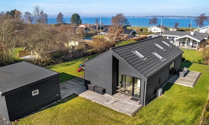 Kongsnæs House | Lovely home in Stubbekøbing with WiFi