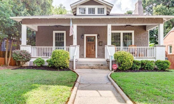 Wesley Heights House | Lovely Home with In-Law Suite. In the City!