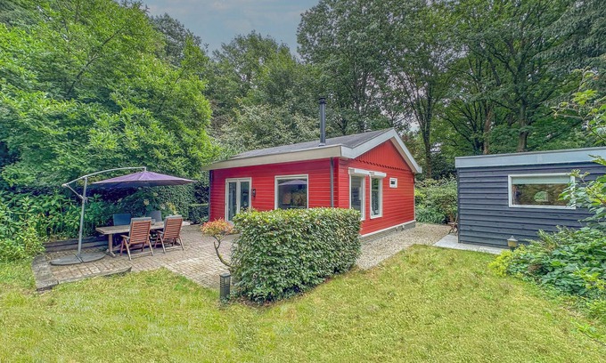 Haaren House | Lovely house with large garden in wooded area