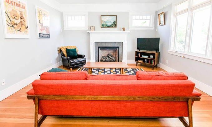 Southwest Santa Rosa House | Lovely, Modern Home with Pool, Central to Everything!