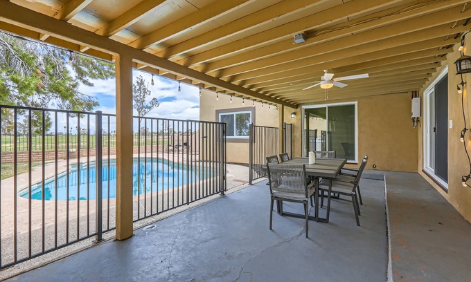 Villa De Paz House | Lovely Oasis in the Desert Close to State Farm Stadium