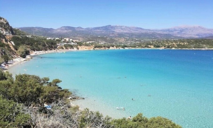 Istron House | Lovely studio across Voulisma beach!