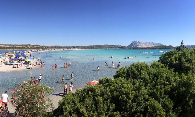 San Teodoro Villa | Lovely Villa with great view of the marine park of Tavolara and Molara Islands.