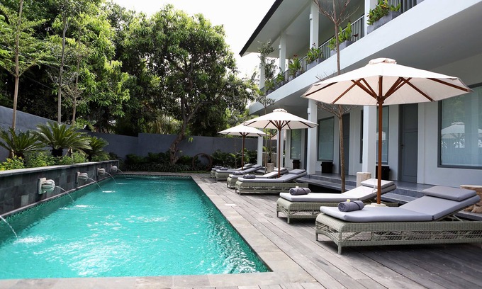 Lovina Bed & Breakfast | Lovinalife Room & Cafe