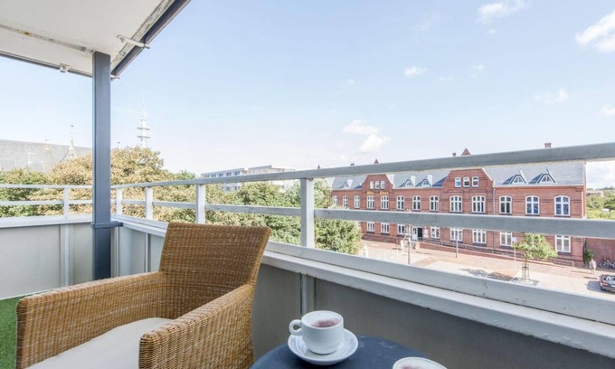 Westerland Apartment | Lovingly. High quality. East balcony. - Hanseatic House