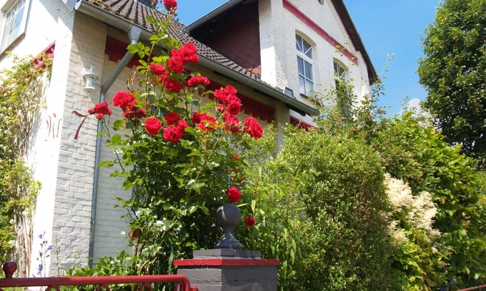 Buxtehude Apartment | Lovingly modernized apartment in Buxtehude - central + quiet!