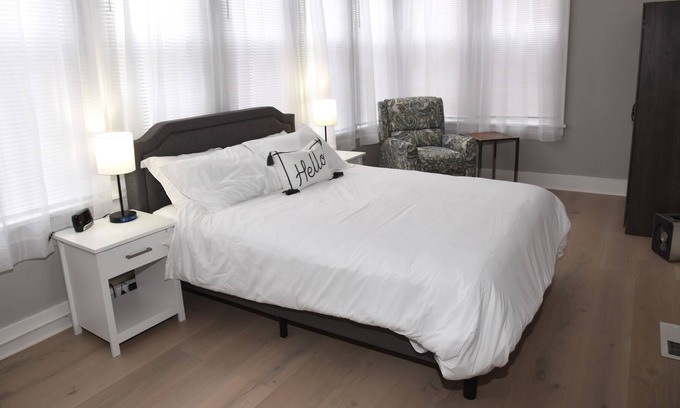 Burlington Apartment | Lower Level HUGE 2 Bedroom Apartment Pet Friendly and Free Laundry in Unit