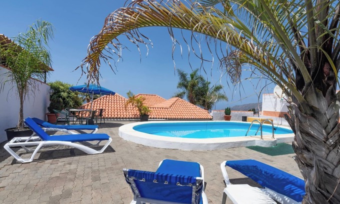 Los Llanos de Aridane House | LP1125 Holiday cottage with private pool in Los Llanos