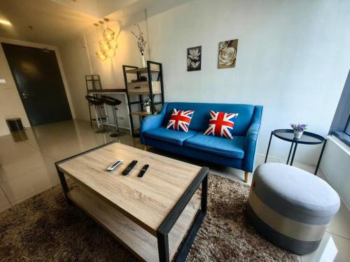 Downtown George Town Apartment | LS Tropicana 218*Sea View*1BR*Georgetown*King Bed