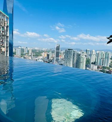 Pudu Apartment | Lucentia Residence Infinity swimming pool BY Lalaport