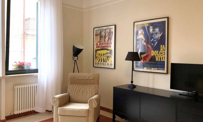 Grottammare Apartment | LucioeLucia Apartment in the nineteenth-century center of Grottammare