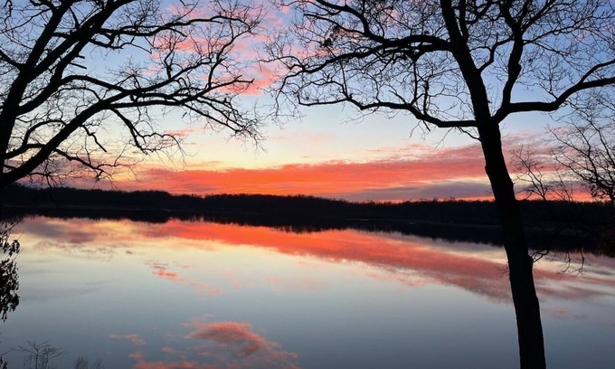 Edwardsburg House | Lucky Lake Life—20 minutes from Notre Dame!