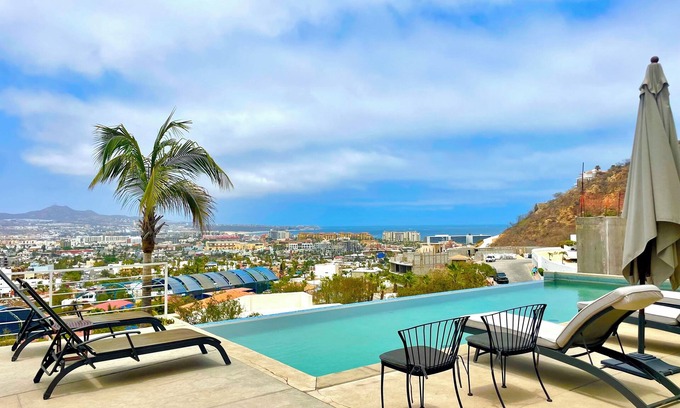Centro Apartment | Lujoso Espacio en Pedregal con Privilegiada Vista y Piscina