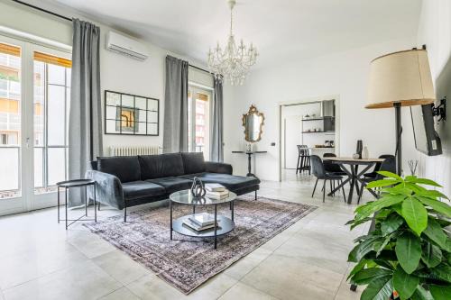 Maggiolina Apartment | Luminoso trilocale vicino alla stazione Centrale
